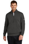 Club Fleece Sleeve Swoosh 1/2 Zip